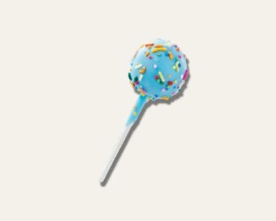 Cake pop confetti avec boule de gâteau à la vanille enrobée de chocolat blanc et confettis