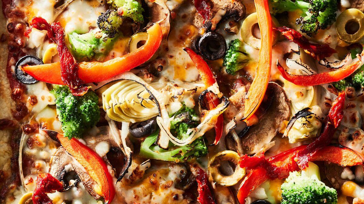 close up sur les ingrédients de la pizza jardin de rêve